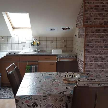 Laurence By Interhome *