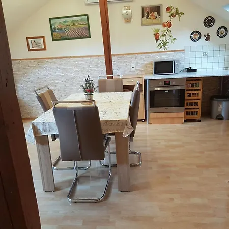 Apartment Laurence By Interhome