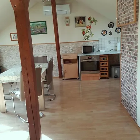 Apartment Laurence By Interhome
